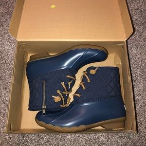 BRAND NEW Sperry Quilted Duck Boots